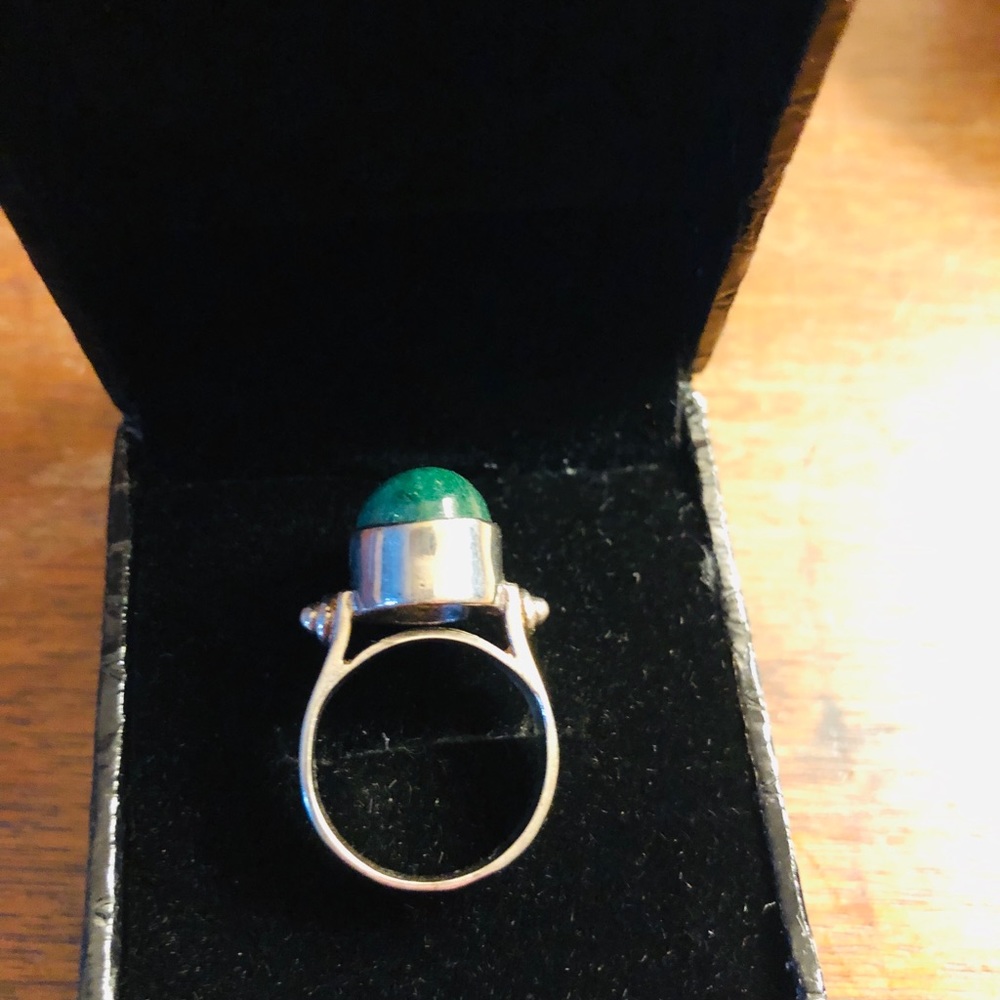 Jade and sterling silver ring - Picture 4 of 4